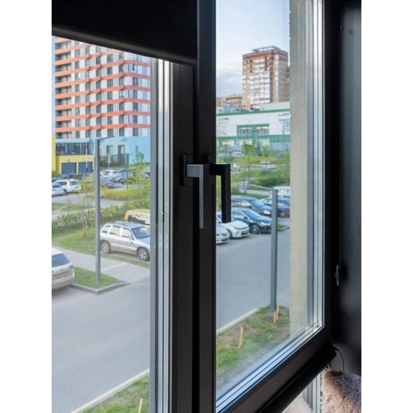 Ручка оконная Internika DUBLIN 35 мм, алюминиевая, 2 винта, черный матовый RAL9005M (45°)-1
