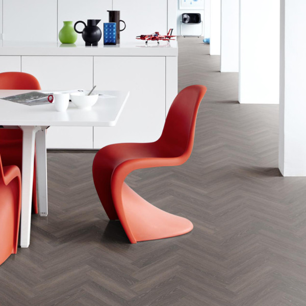 Kahrs Luxury Tiles Herringbone Tongass-1