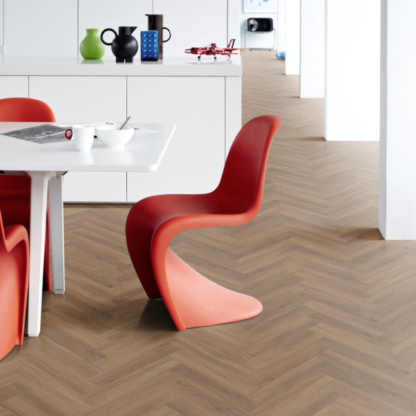 Kahrs Luxury Tiles Herringbone Redwood-1