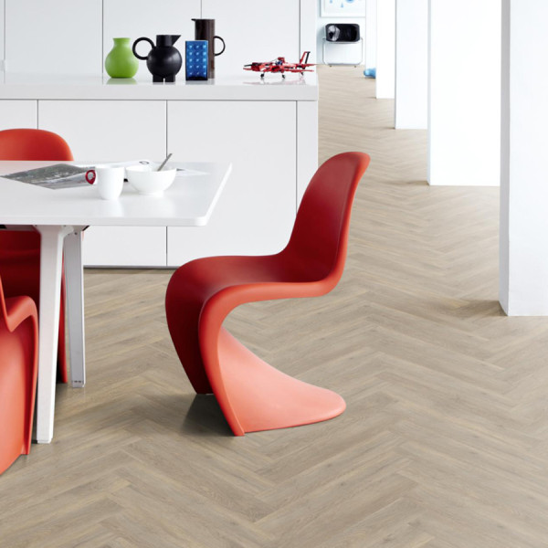 Kahrs Luxury Tiles Herringbone Taiga-1